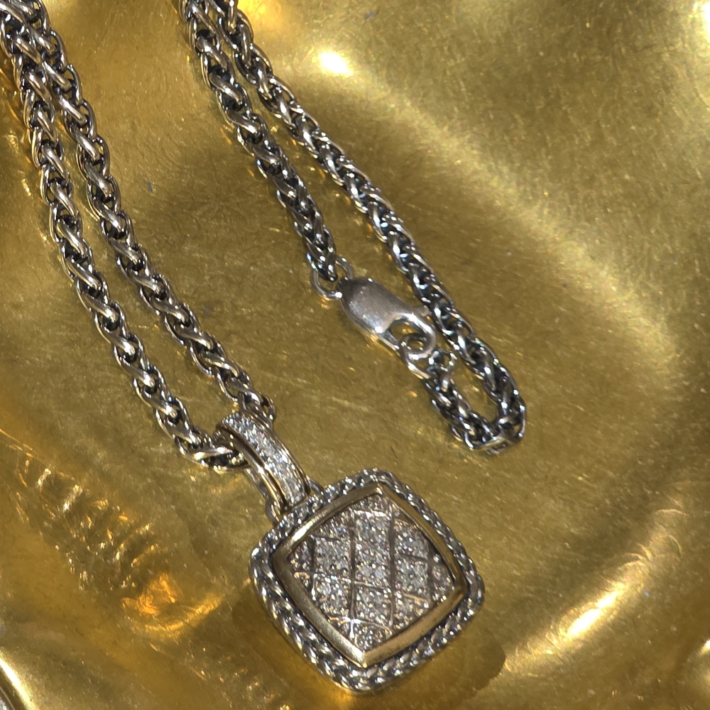 REAL DIAMOND 💎 and Sterling Pendant and Chain
